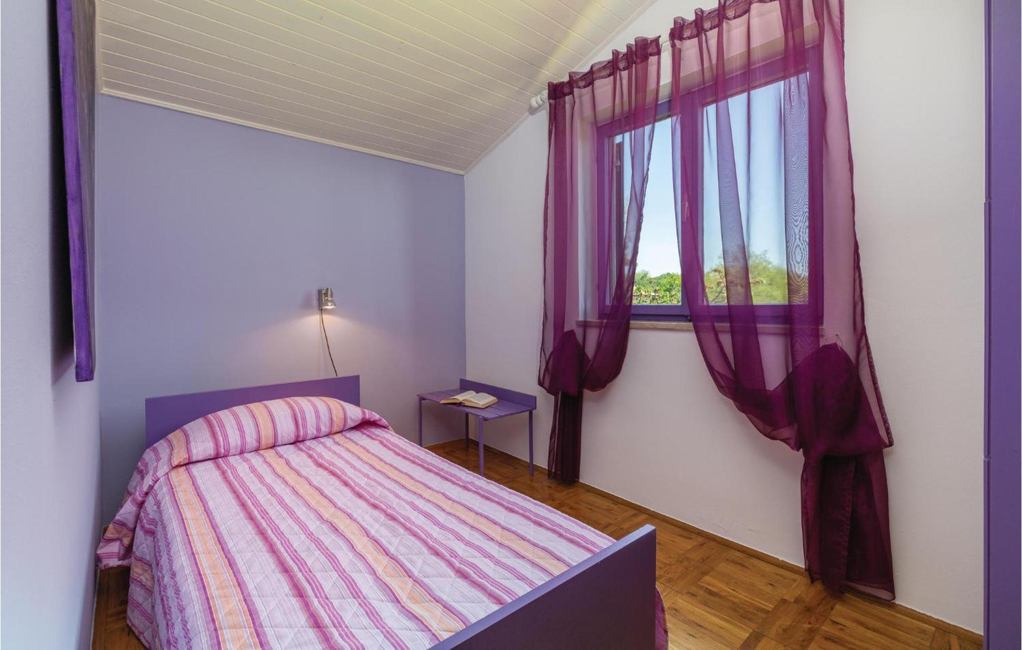 Cozy Apartment In Tar With House Sea View Tar-Vabriga Ngoại thất bức ảnh